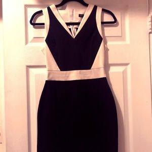 Black and white Banana Republic dress